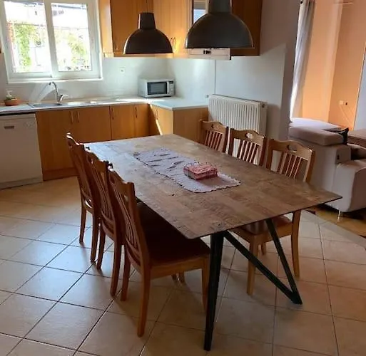 Stelios House Appartement *