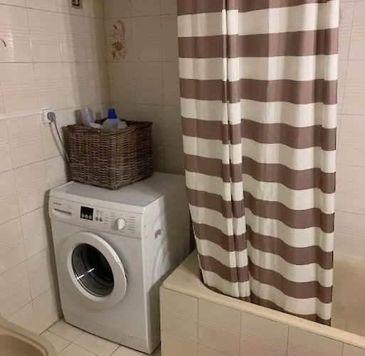 아파트 Stelios House