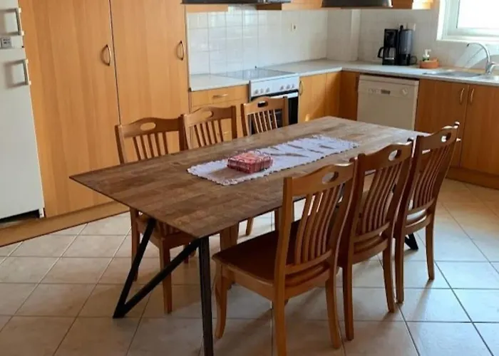 Apartment Stelios House *